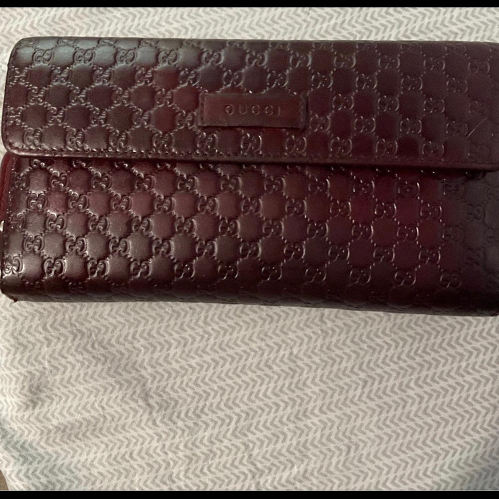Gucci wallet